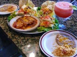 About Las Fuentes Grill and Bar